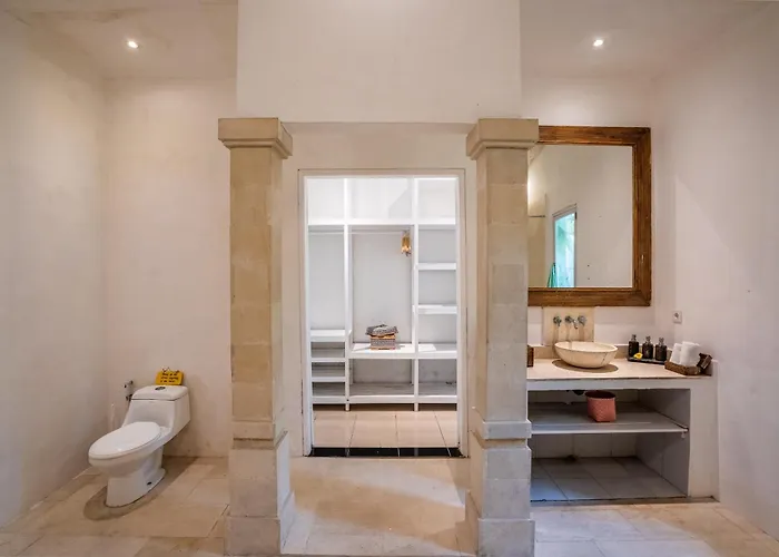 Hally Bali - Spacious 3bdrs Ocean View Villa *